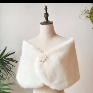 Faux Fur Bridal Wrap/Shawl